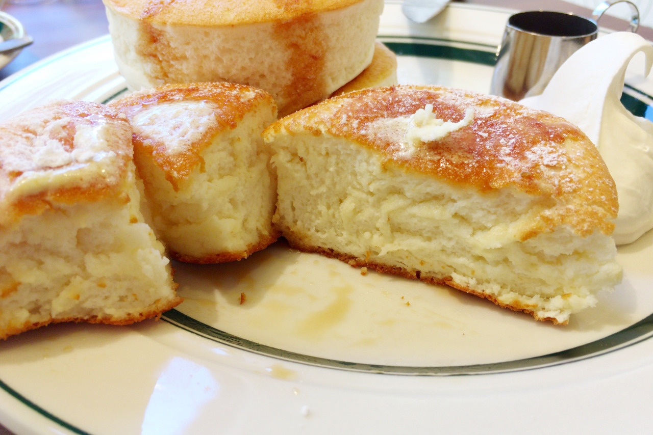 千葉中央にパンケーキgram（グラム）がオープン！名物プレミアムパンケーキはふるしゅわな口溶けがお見事！