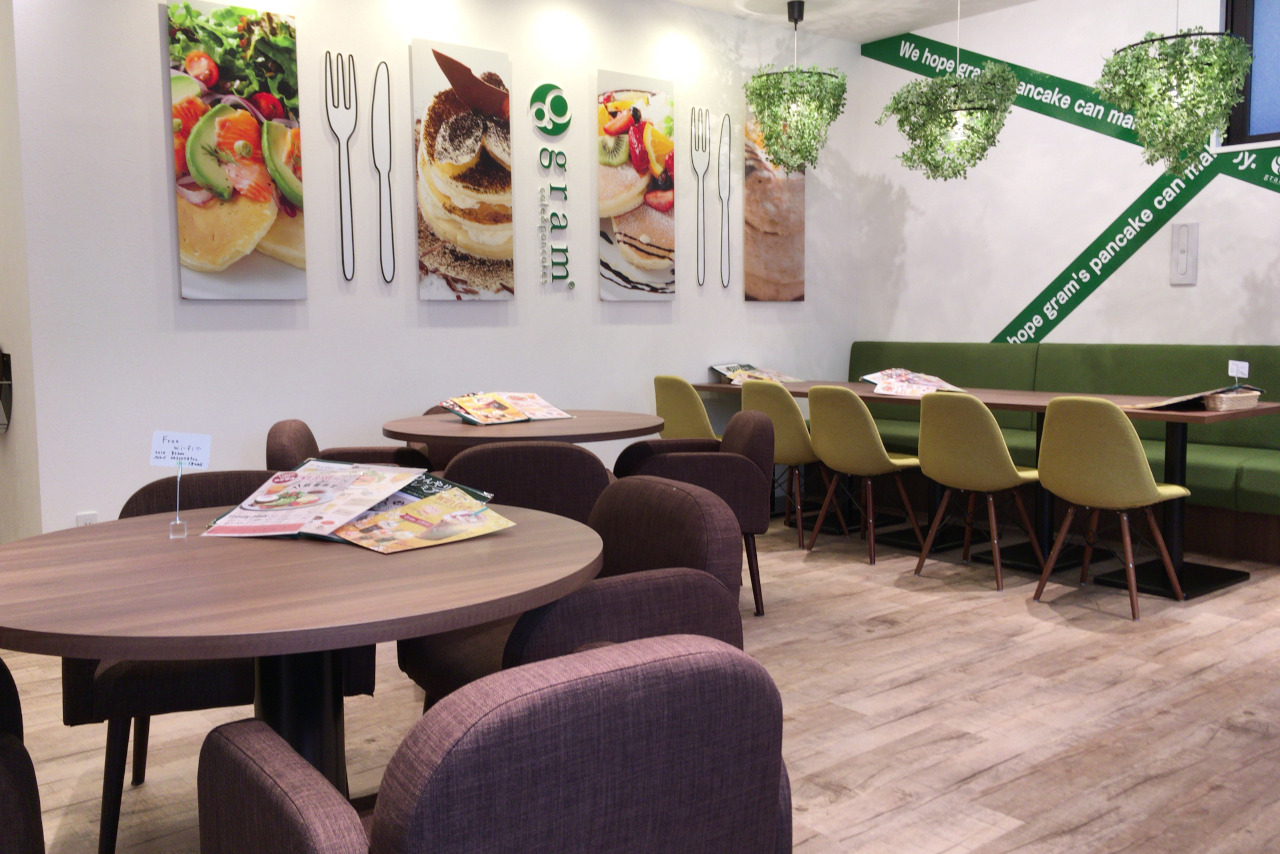 千葉中央にパンケーキgram（グラム）がオープン！名物プレミアムパンケーキはふるしゅわな口溶けがお見事！