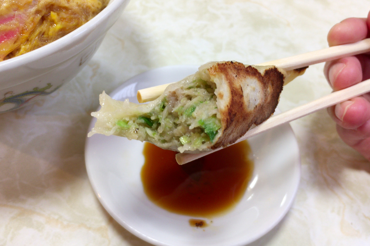 天台の人気町中華、北葉飯店を久々訪問！噂の絶品餃子＆玉子丼で冷えた身体もホカホカに