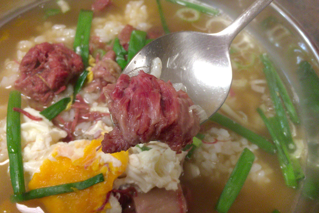 千葉中央駅近く韓国家庭料理キムちゃんのカルビクッパで身体の芯からほっこり！柔らかお肉で満腹