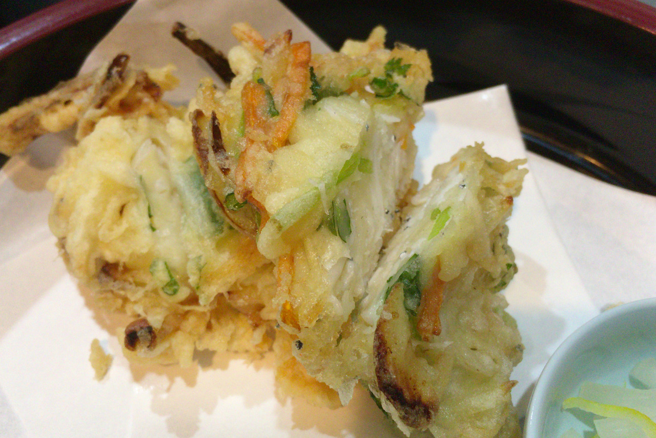 千葉中央の小料理しゅんは粋な和食屋、日替わりのしらうおかき揚げ定食に丁寧な職人の技を感じる