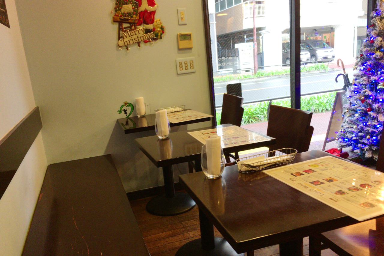 千葉大学すぐのカフェ ソッリーゾはベジタブルメニューが豊富！ロコモコはまさかのハンバーグ無しスタイル