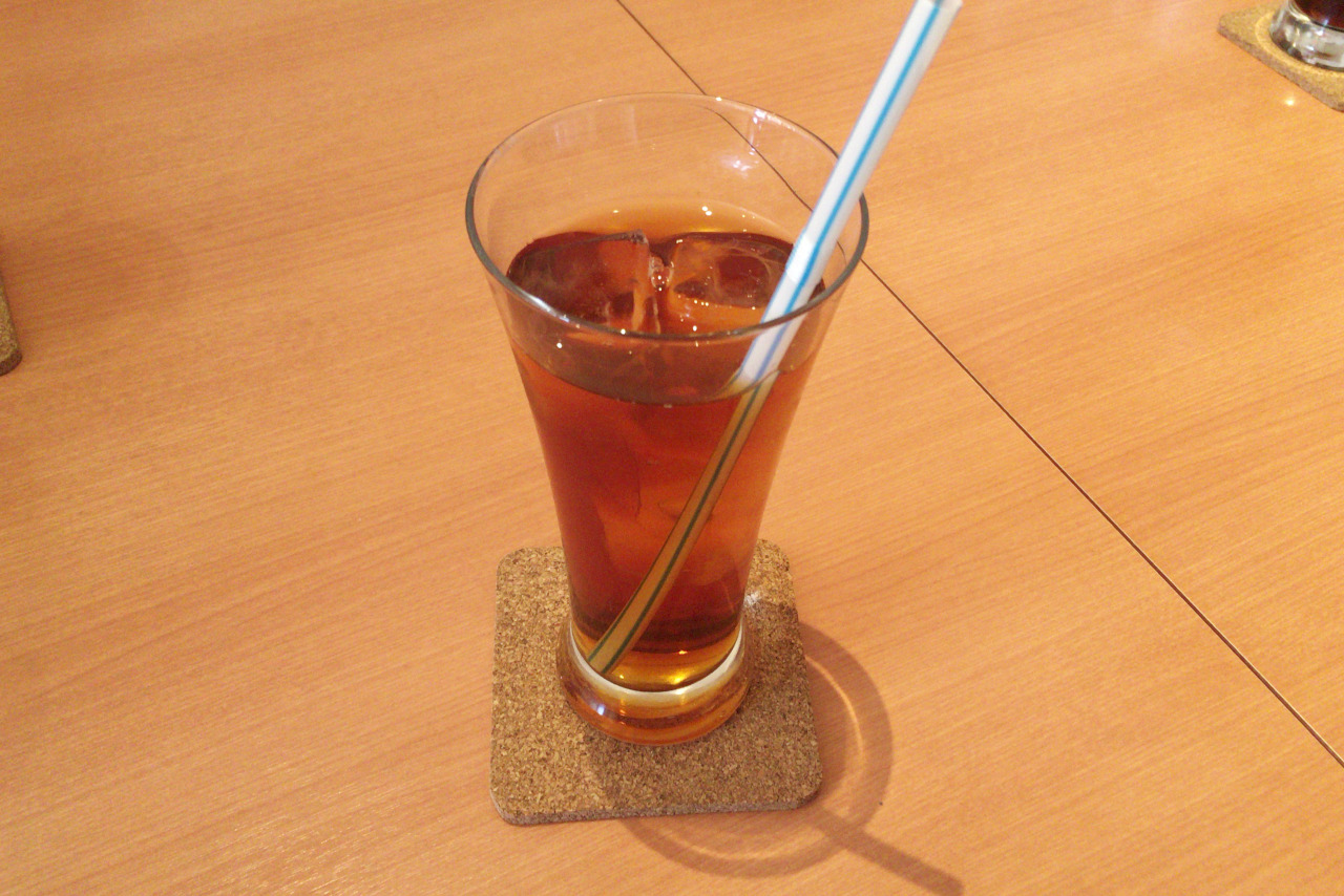 JR西千葉駅近くのダイニングカーサは隠れた実力店 ふわふわハンバーグとハイレベルなエビフライは衝撃的な美味しさ