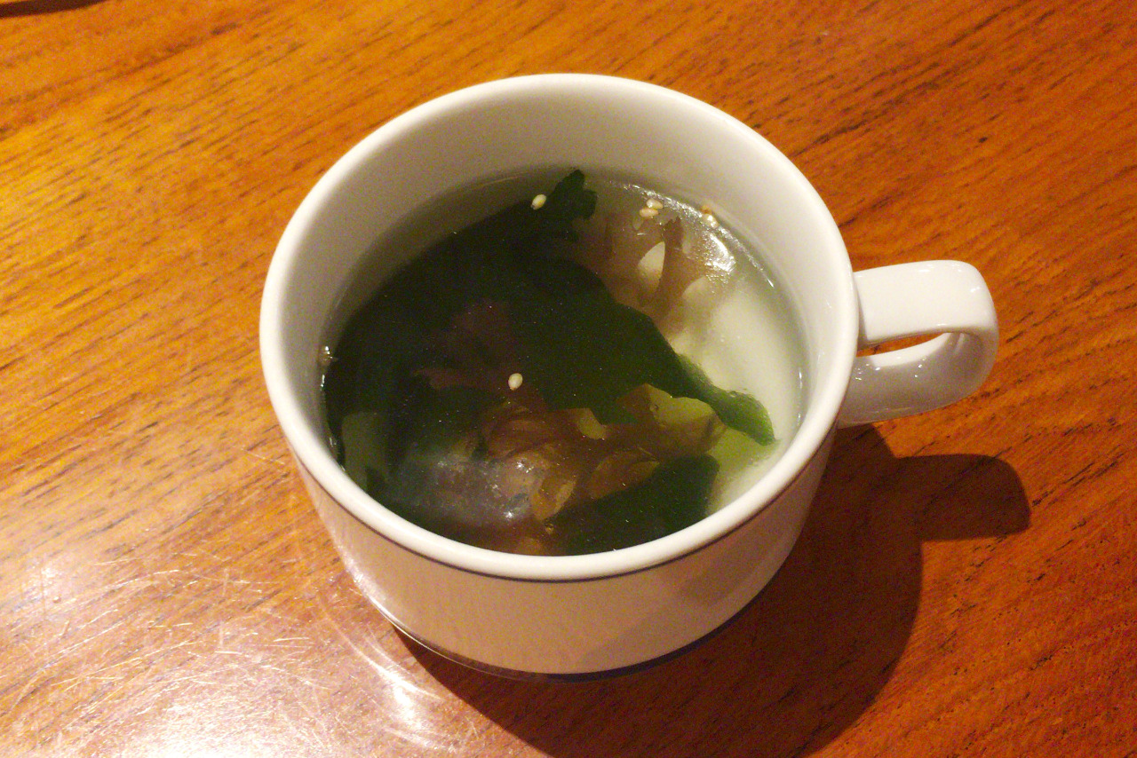 酒々井アウトレットのハナオカフェ、ロコモコとハーフ＆ハーフプレートがヘルシーなのに食べ応え抜群