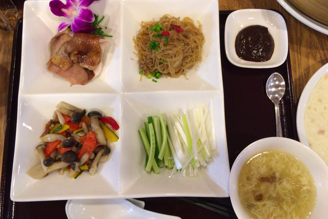 都賀の高級中華 恵泉でいただく本格的な中国小麦粉料理の春餅（ちゅんぴん）ランチ！昼から北京ダックを食べちゃうとはなんて贅沢な…