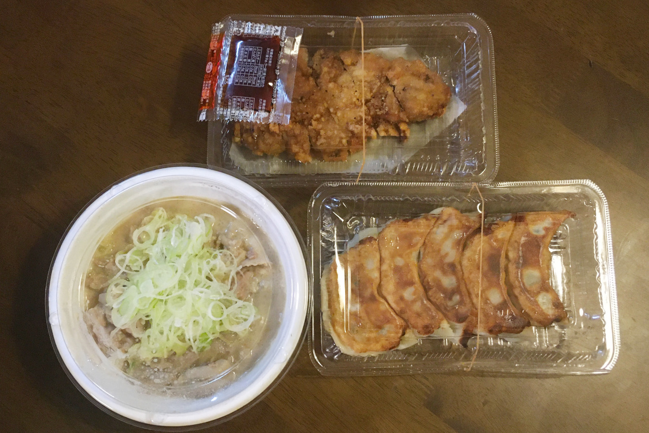 餃子の並商 限定メニュー鶏白湯味噌らーめんとなる「味噌そば」は間違いない旨さ！どろっと濃厚スープから垣間見える優しさ