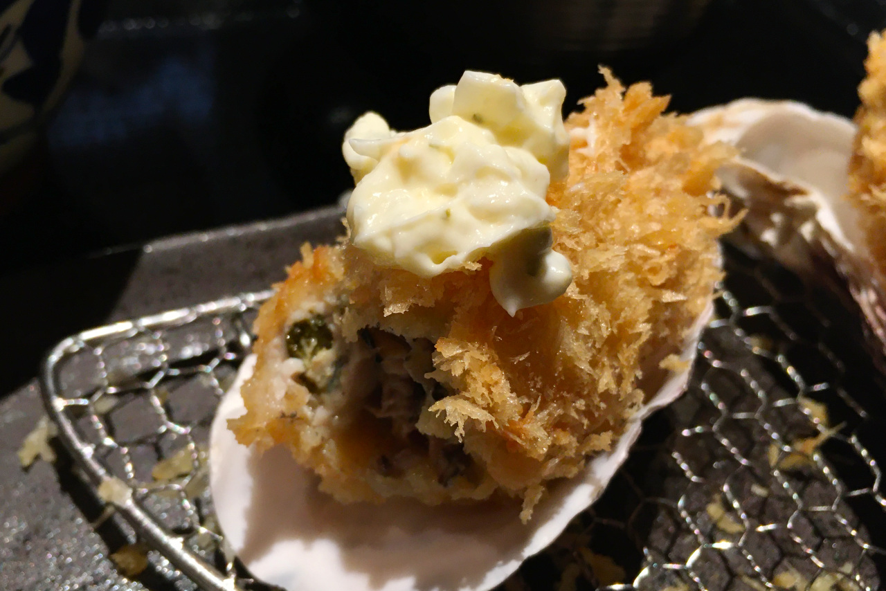 葭川公園すぐの岡本庵 冬限定のミルキーな大粒牡蠣フライ＆しっとり柔らかヒレカツが美味しすぎて失神寸前