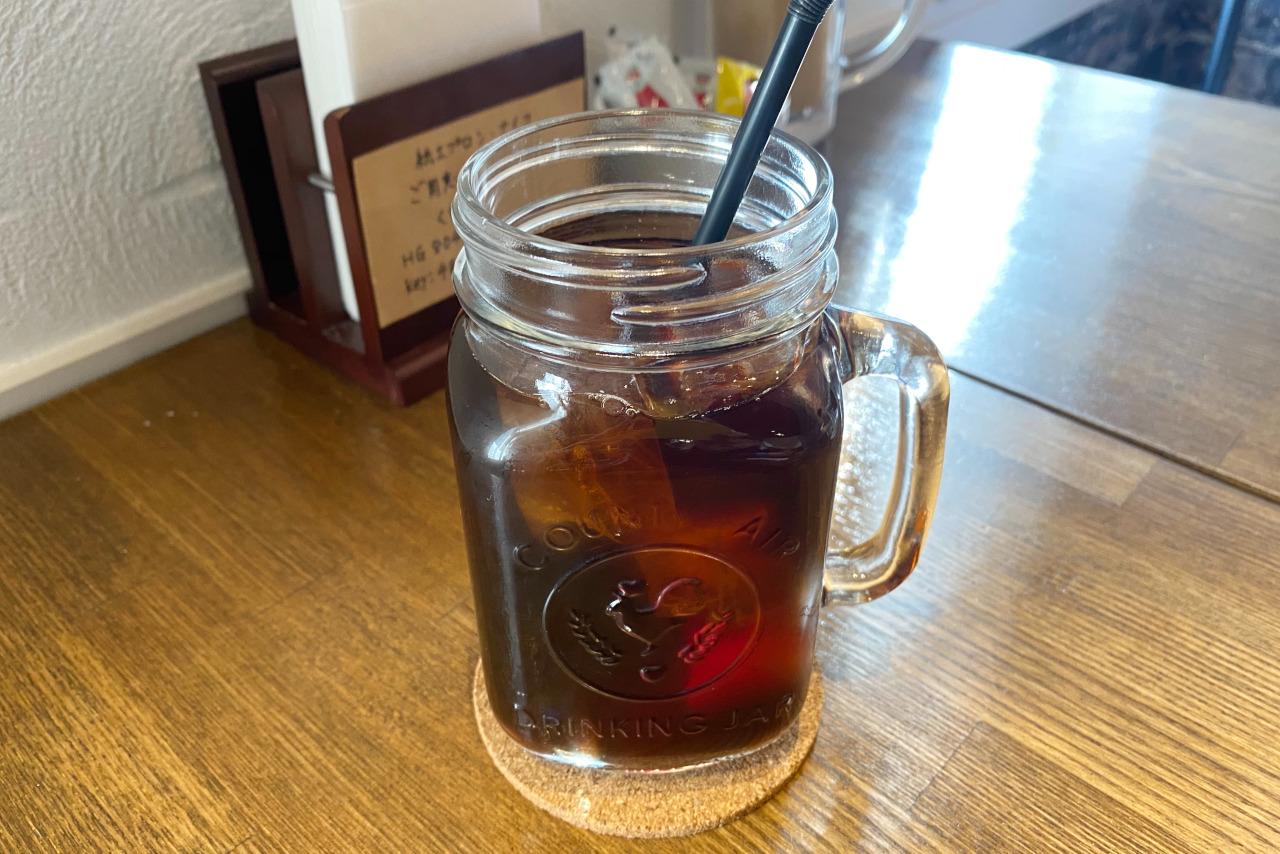 ルイスクラシックは小倉台らしからぬオシャレなバーガーショップ ボリューミーなハンバーガーはどれも激ウマ