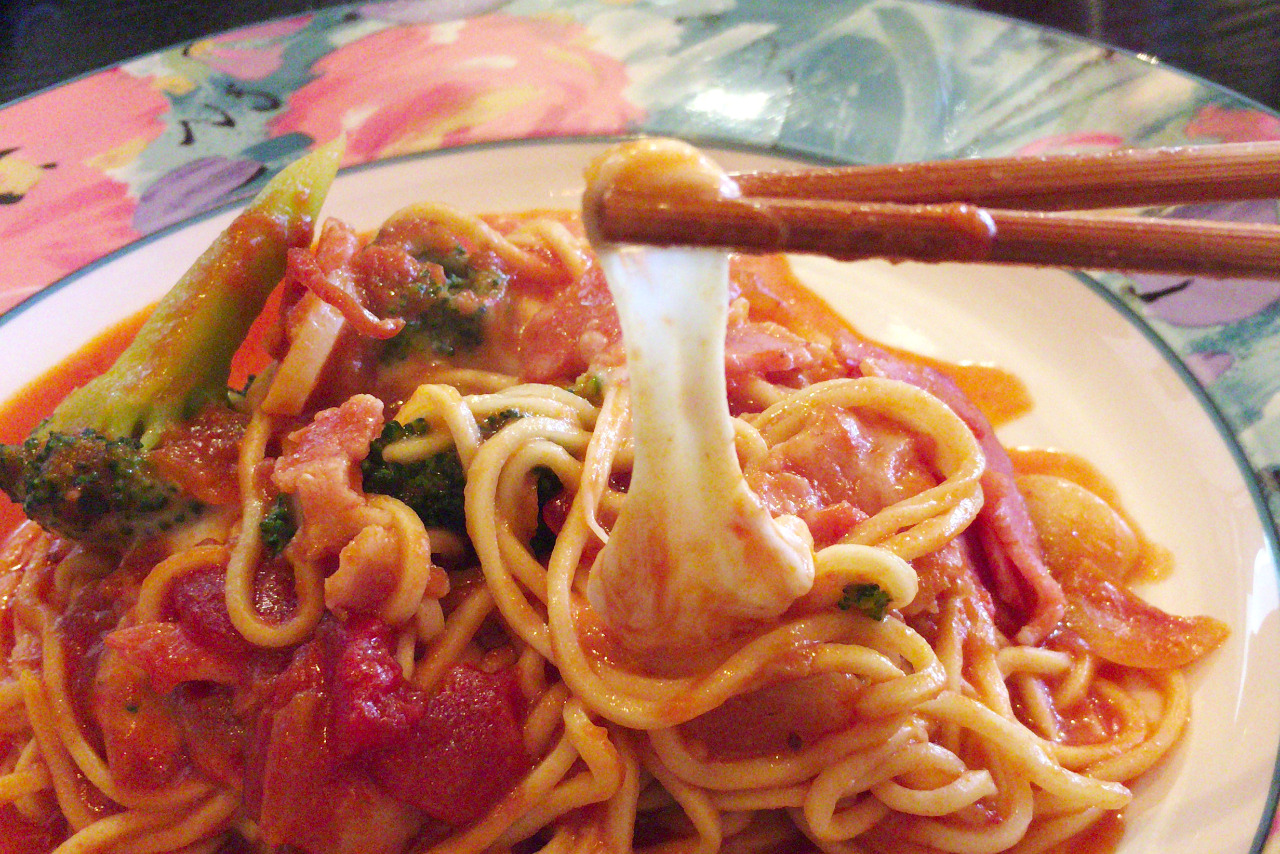 新千葉駅すぐの登戸鉄板焼き UNO ランチにはパスタ・カレー・ステーキ丼！？渾身のイタリアンが絶品ながら多彩なジャンルもいただける個性派店