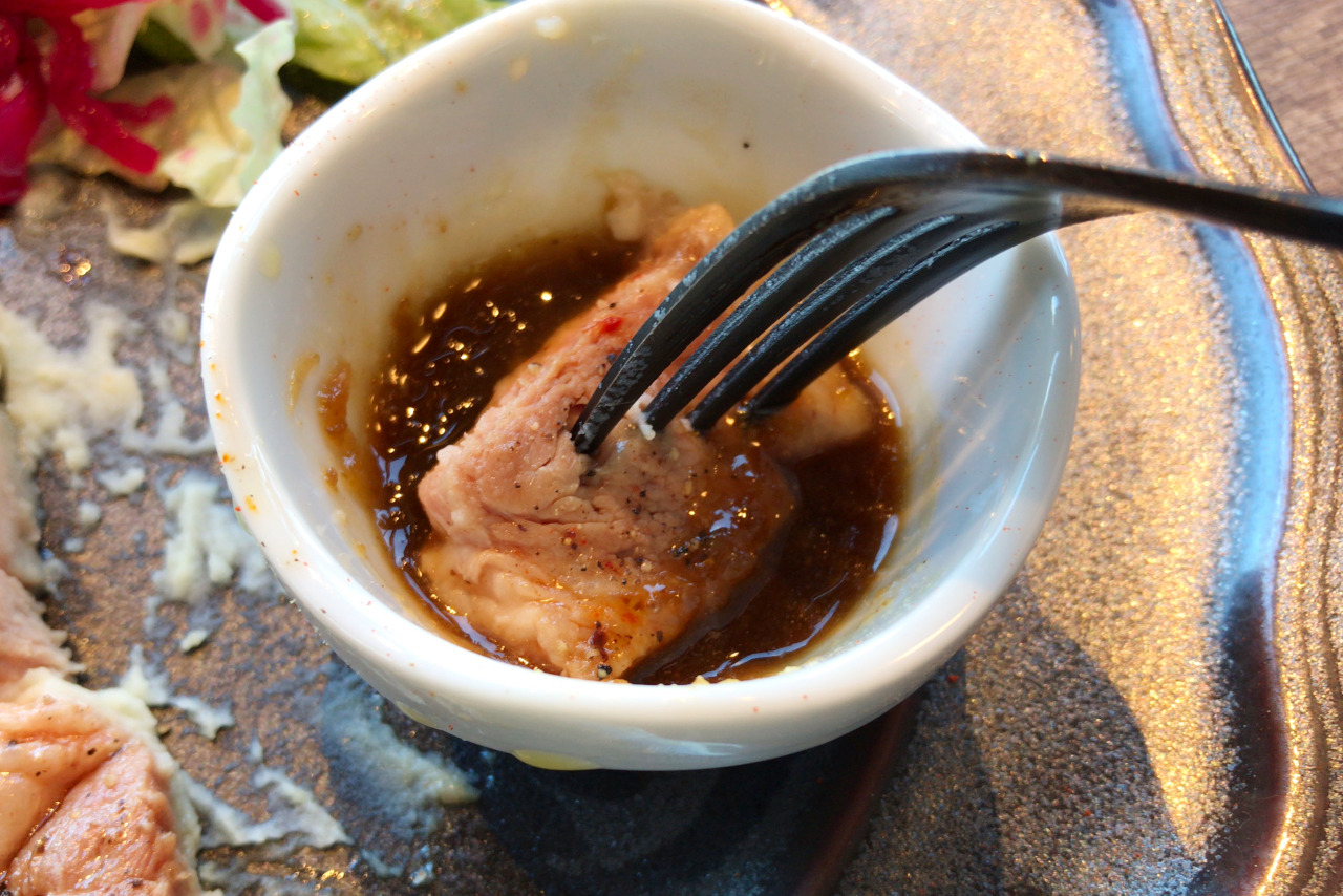 ユーカリが丘に新規オープン 入母屋珈琲ランチのローストポークはもっちり柔らか&上品な甘さの絶品ソフトクリームに大満足