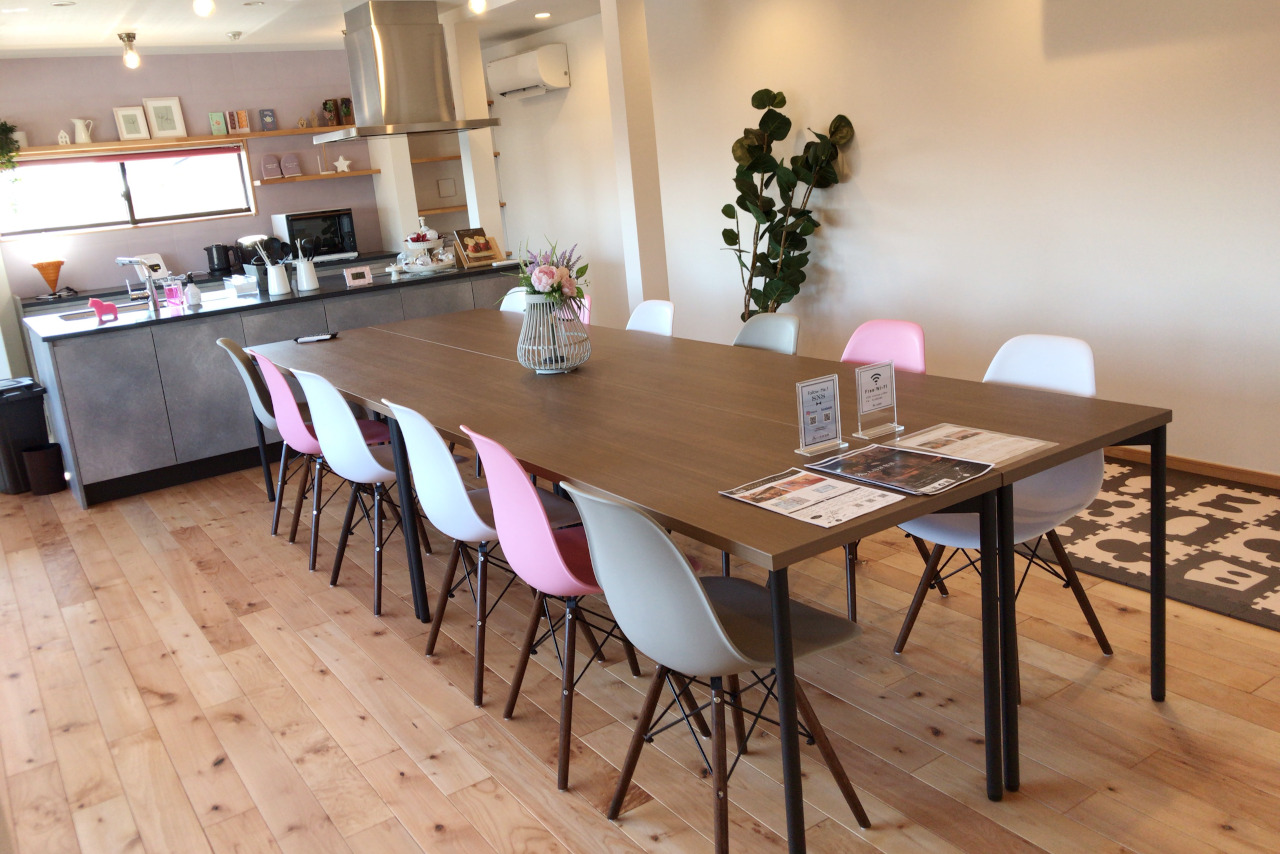 ユーカリが丘に新規オープン 入母屋珈琲ランチのローストポークはもっちり柔らか&上品な甘さの絶品ソフトクリームに大満足