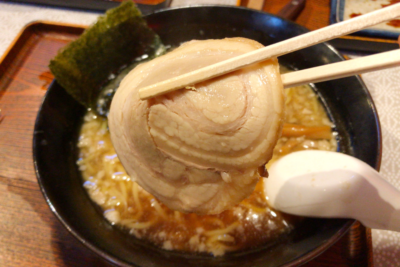 四街道ラーメンダイニング絆はチャーシュー銀河だけじゃない！背脂チャッチャ系醤油らーめん＆超濃厚四街道坦々つけ麺も銀河級の美味しさだよ