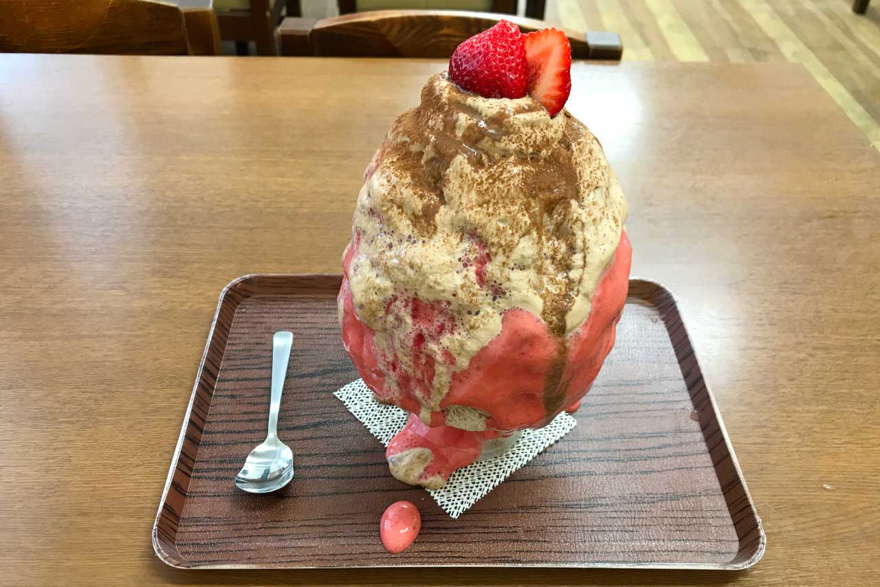 八街のかき氷専門店カフェロビンソンで期間限定バレンタイン氷を駆け込みオーダー！イチゴとショコラのエスプーマで美味しさが渋滞