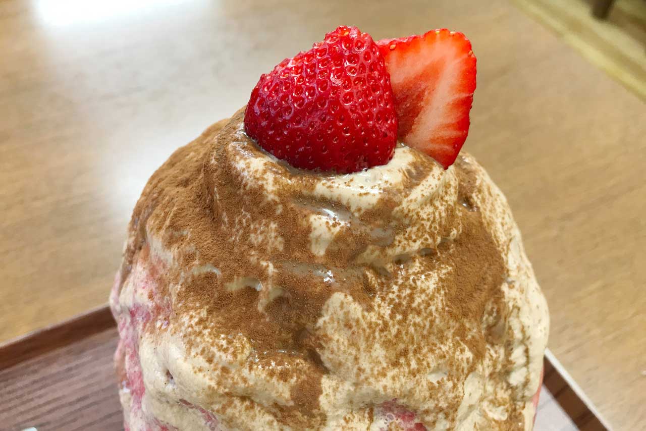 八街のかき氷専門店カフェロビンソンで期間限定バレンタイン氷を駆け込みオーダー！イチゴとショコラのエスプーマで美味しさが渋滞