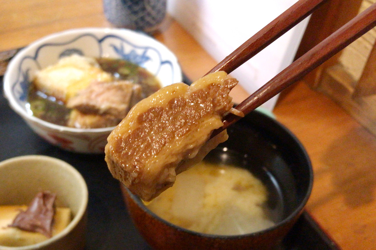 千葉駅から徒歩5分 割烹駿河のランチが豪華すぎ！意外とリーズナブルなサービス御膳（ほっけ開き＆豚の角煮）はサービス精神がすごすぎる