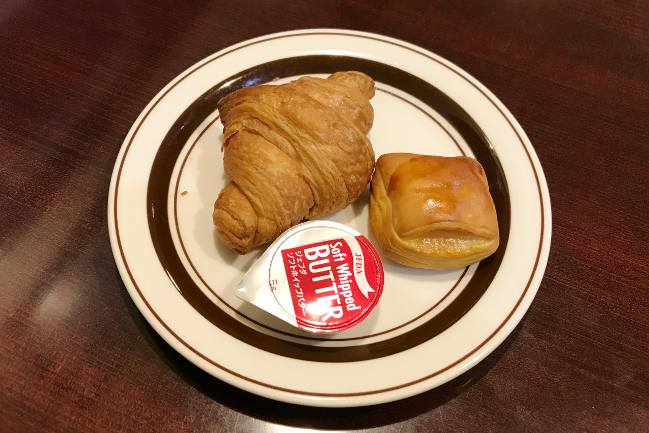 スエヒロ館小倉台店のサラダバー＆パン食べ放題が大盤振る舞いすぎ！ハイレベルな国産牛100%ハンバーグもジューシーな肉肉しさで大満足