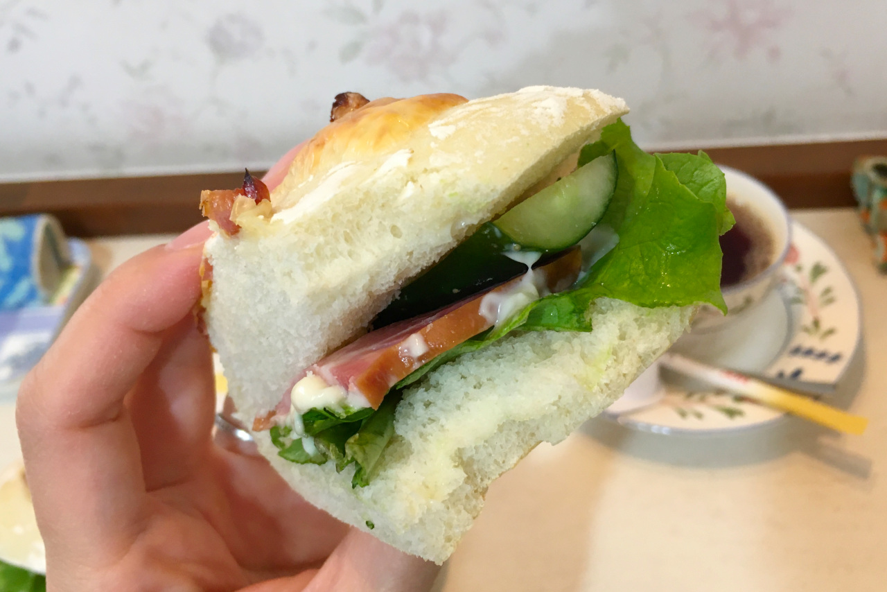 四街道ケーキ屋ティーンカーベルでイートインすると、パンをサンドイッチにアレンジしてもらえるって知ってた？