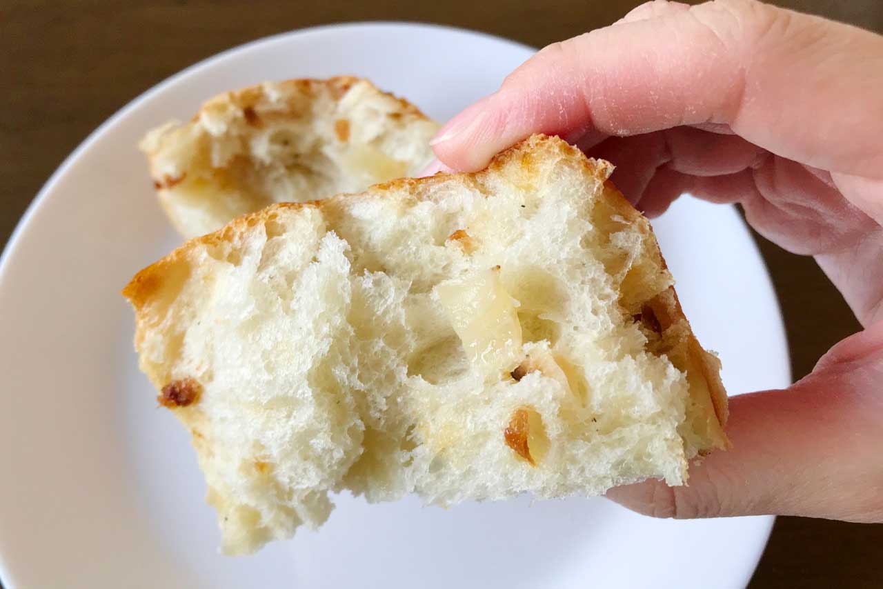 若葉区桜木の小さなパン屋さんベーカリーtocco 名物もちもちリュスティックといちごペストリーが感激な美味しさ