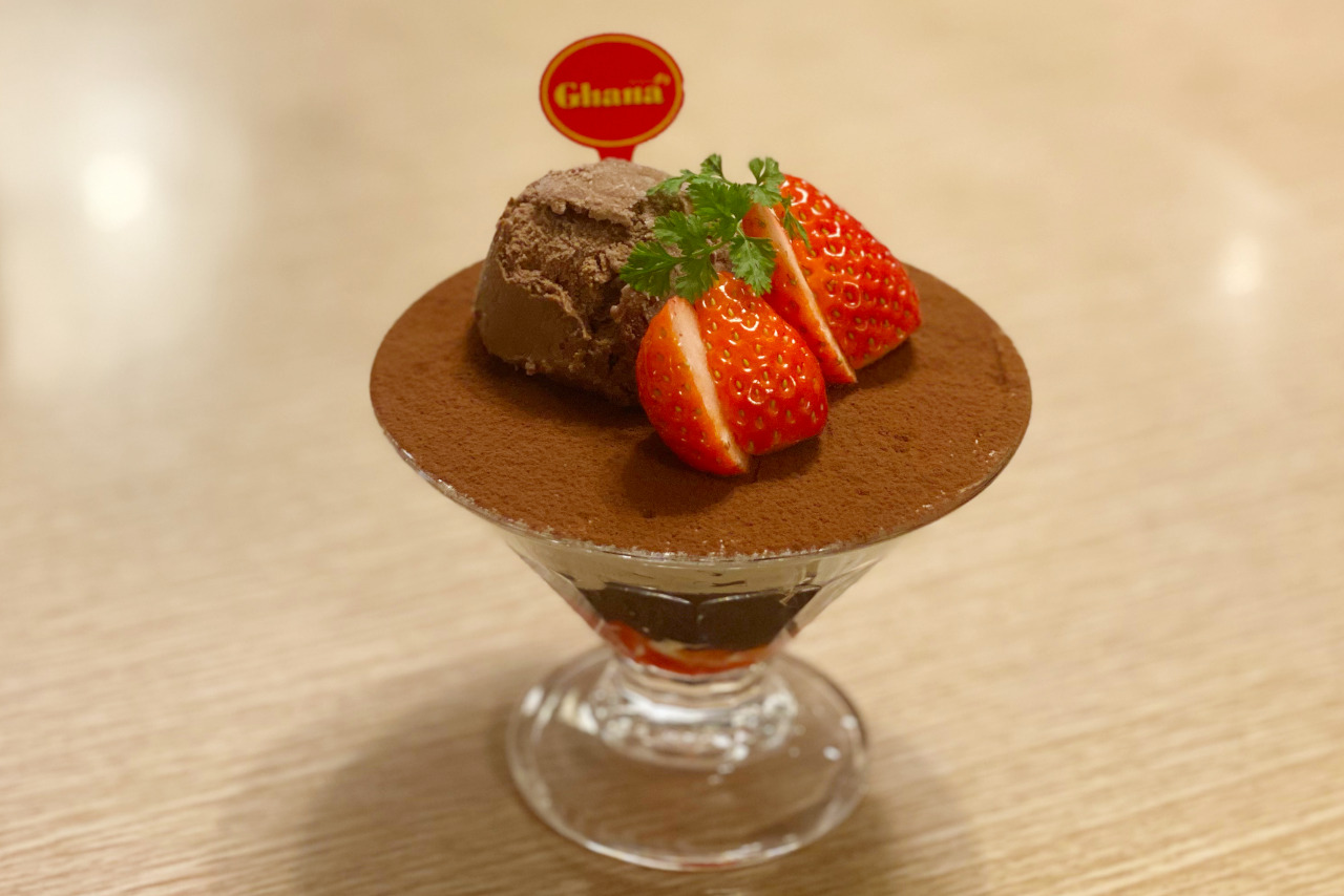 国道51号沿いのとんでん若松店で夜ご飯 うな重に白子汁の贅沢コンビ&ガーナチョコ苺のティラミスはとろとろマスカルポーネが絶品