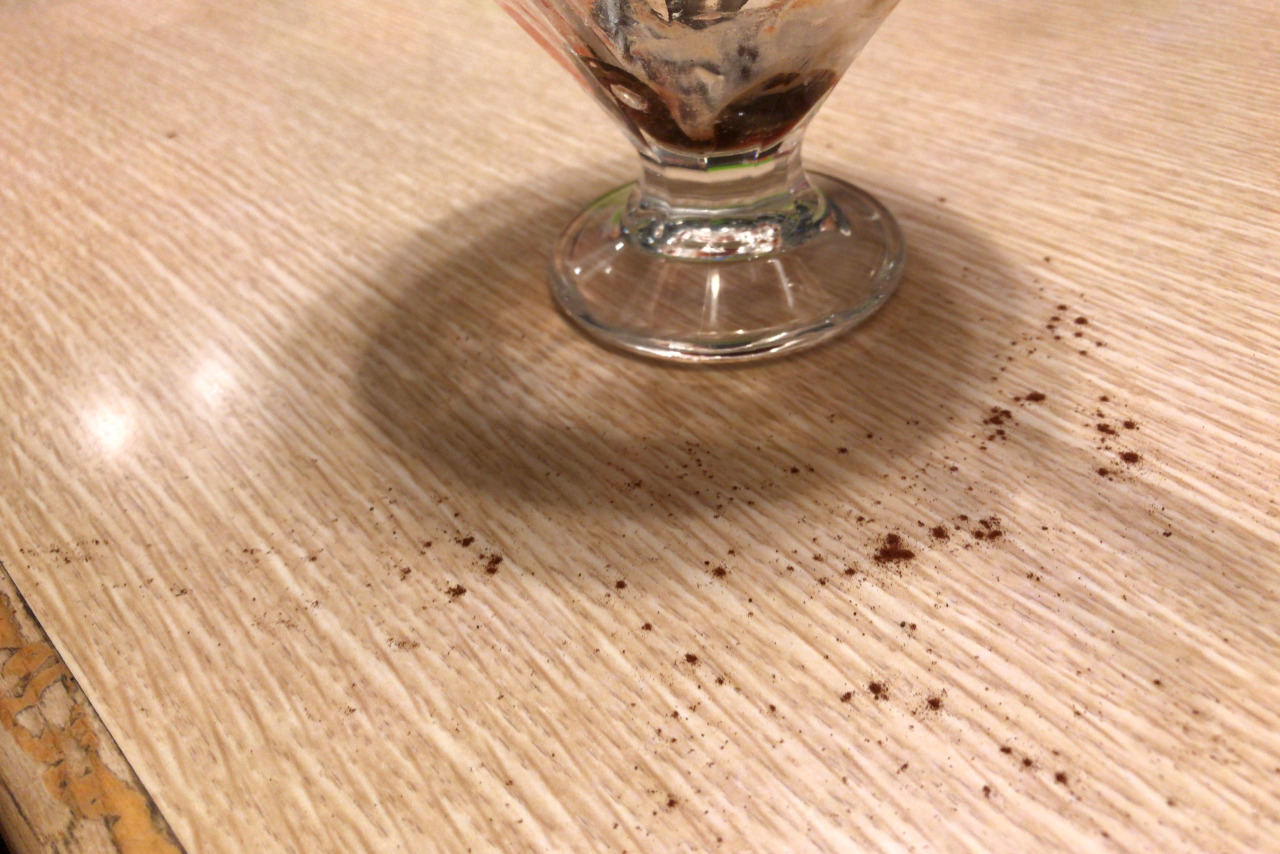 国道51号沿いのとんでん若松店で夜ご飯 うな重に白子汁の贅沢コンビ&ガーナチョコ苺のティラミスはとろとろマスカルポーネが絶品