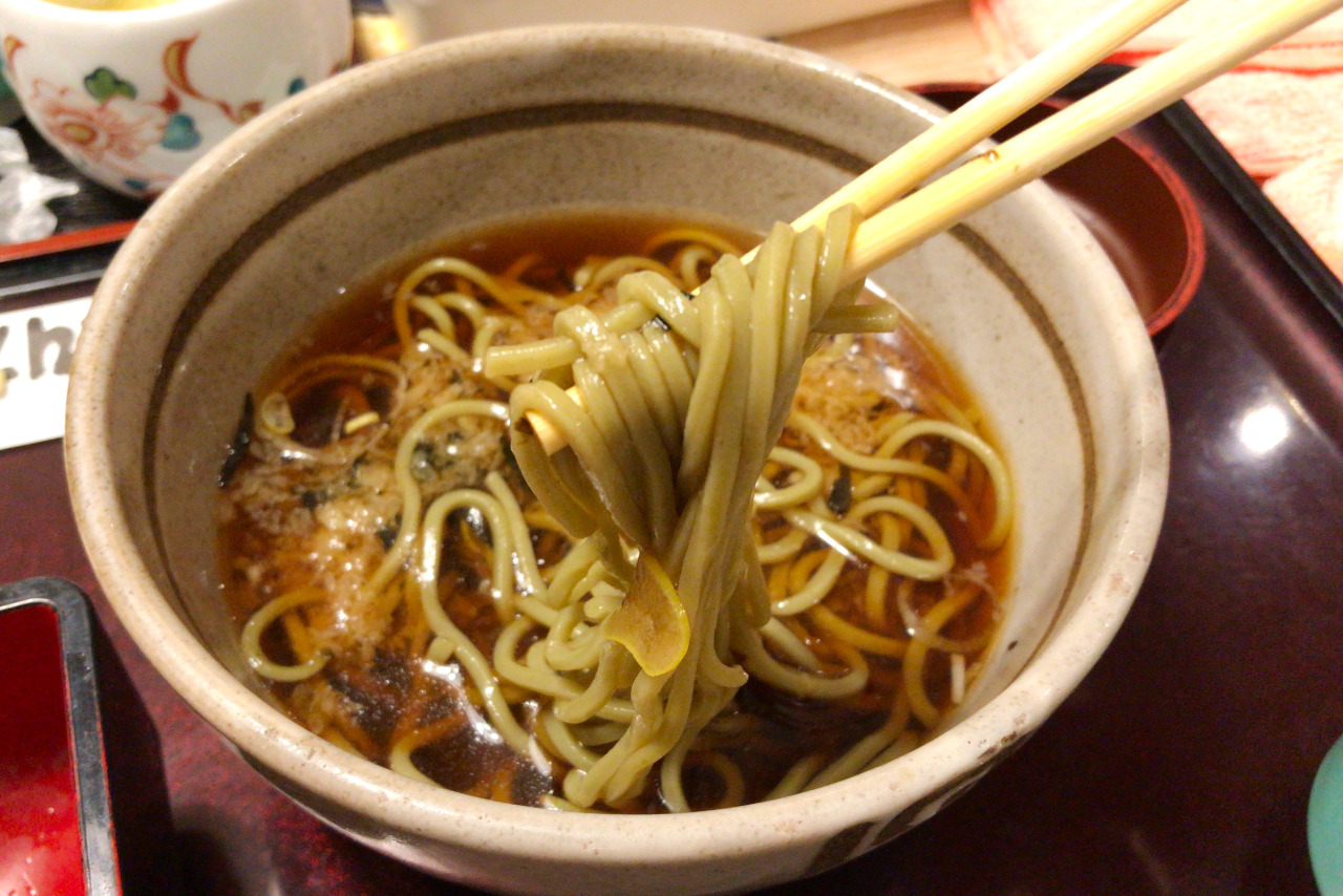 国道51号沿いのとんでん若松店で夜ご飯 うな重に白子汁の贅沢コンビ&ガーナチョコ苺のティラミスはとろとろマスカルポーネが絶品