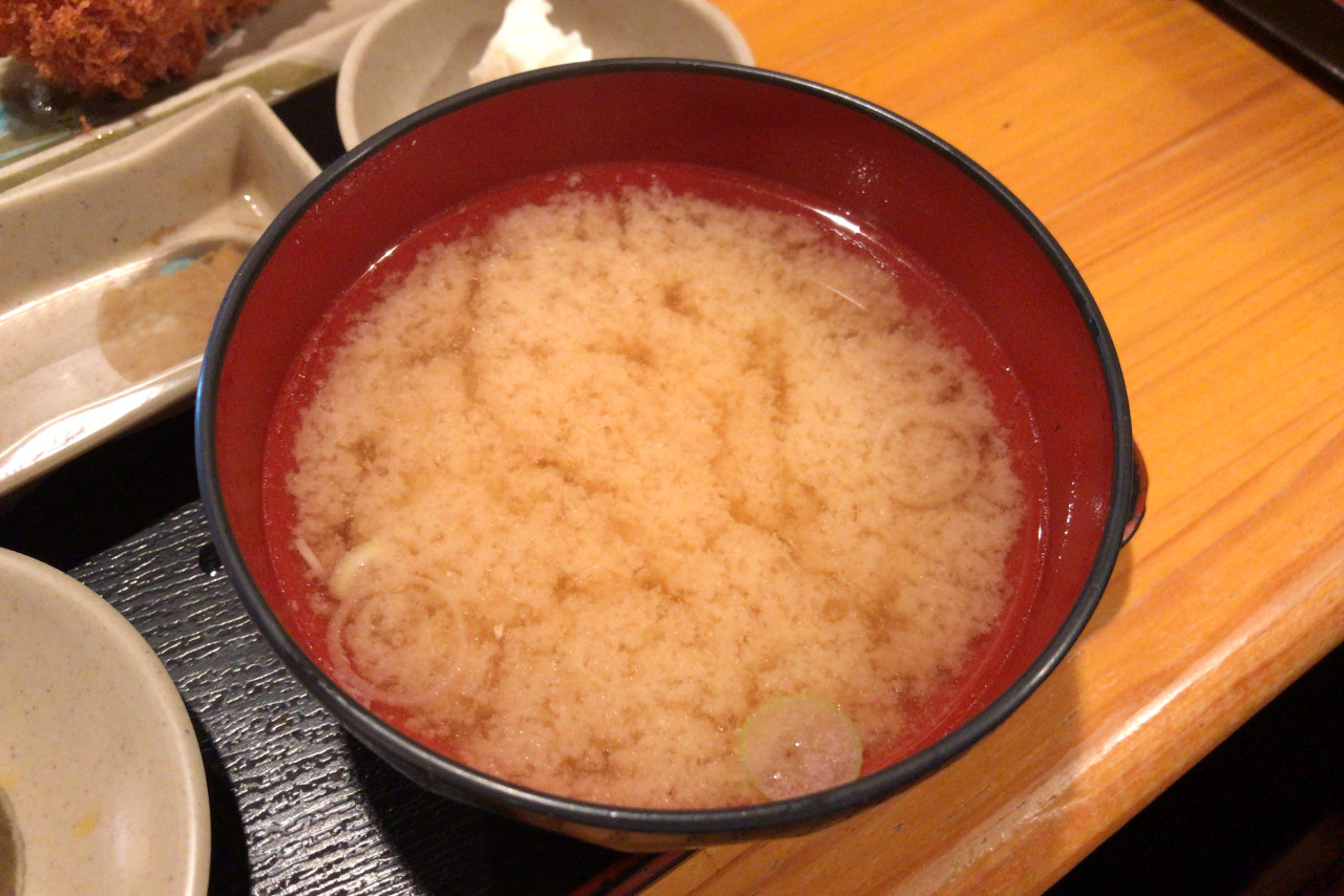 千葉みなと人気海鮮定食 魚乙へ閉店前の駆け込み初訪問!鮮度抜群のお刺身&トロトロ絶品カニクリームコロッケにダブルノックアウト