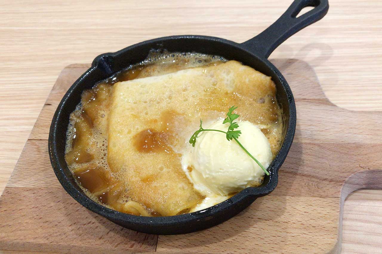 四街道イタリアンバールGOCHI パスタはもちろんデザートのクレープシュゼットにサラダバーのドレッシングなど細部まで高クオリティなランチ
