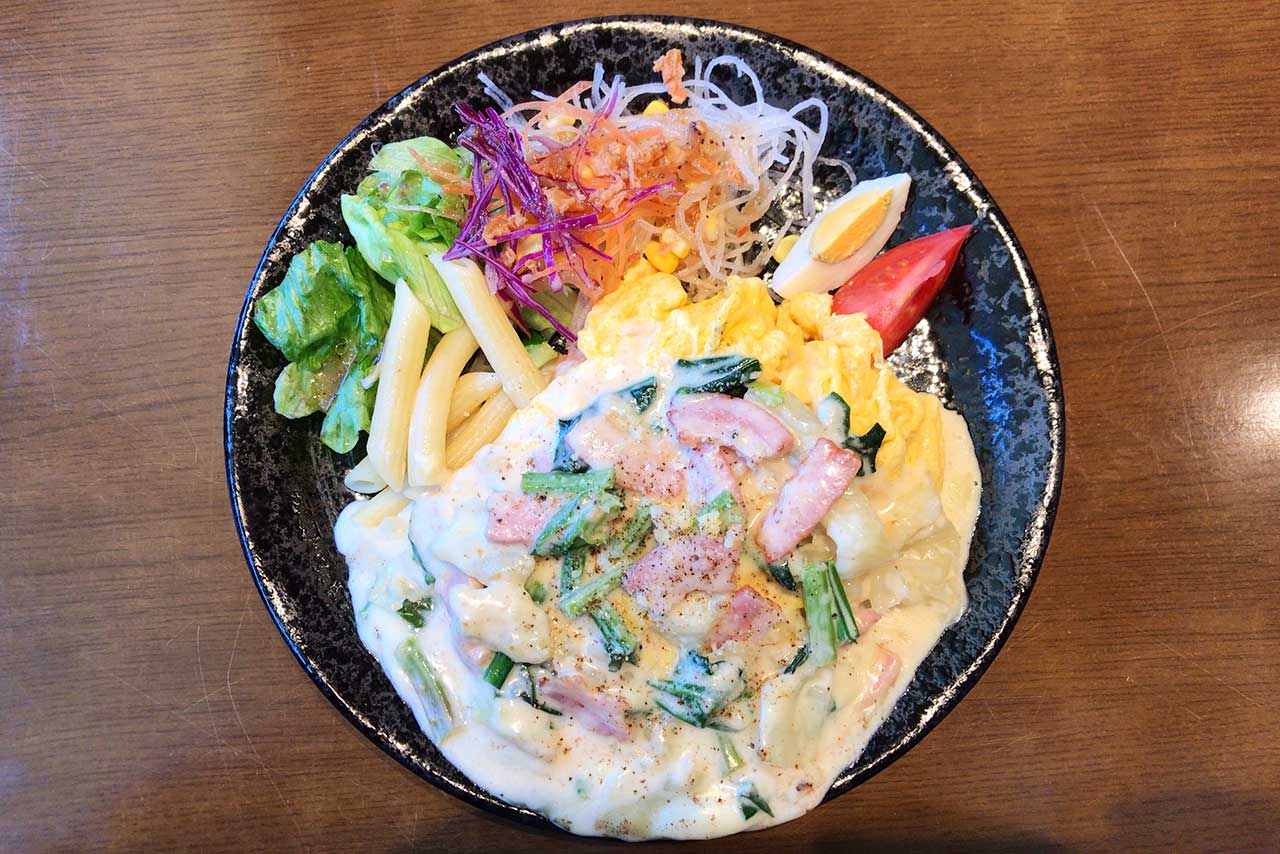 四街道駅近くの洋食Ken-taで初ランチ 思ってたんと違うオムライスは具材ごろごろホワイトソースが贅沢ボリューミー