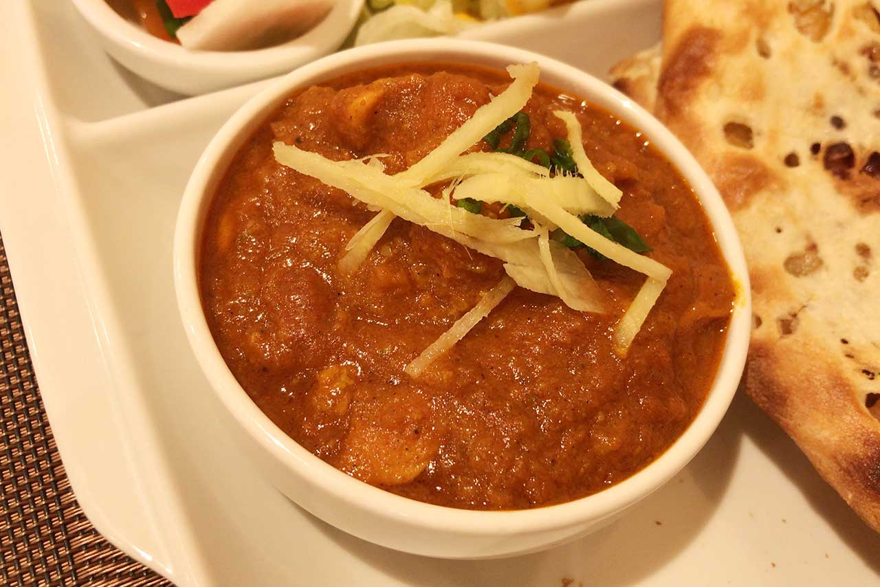 都賀の台のインドカレー ケダーナス ドライフルーツナンのジューシーで重たすぎる甘さが甘党でも悶絶レベルでたまらない