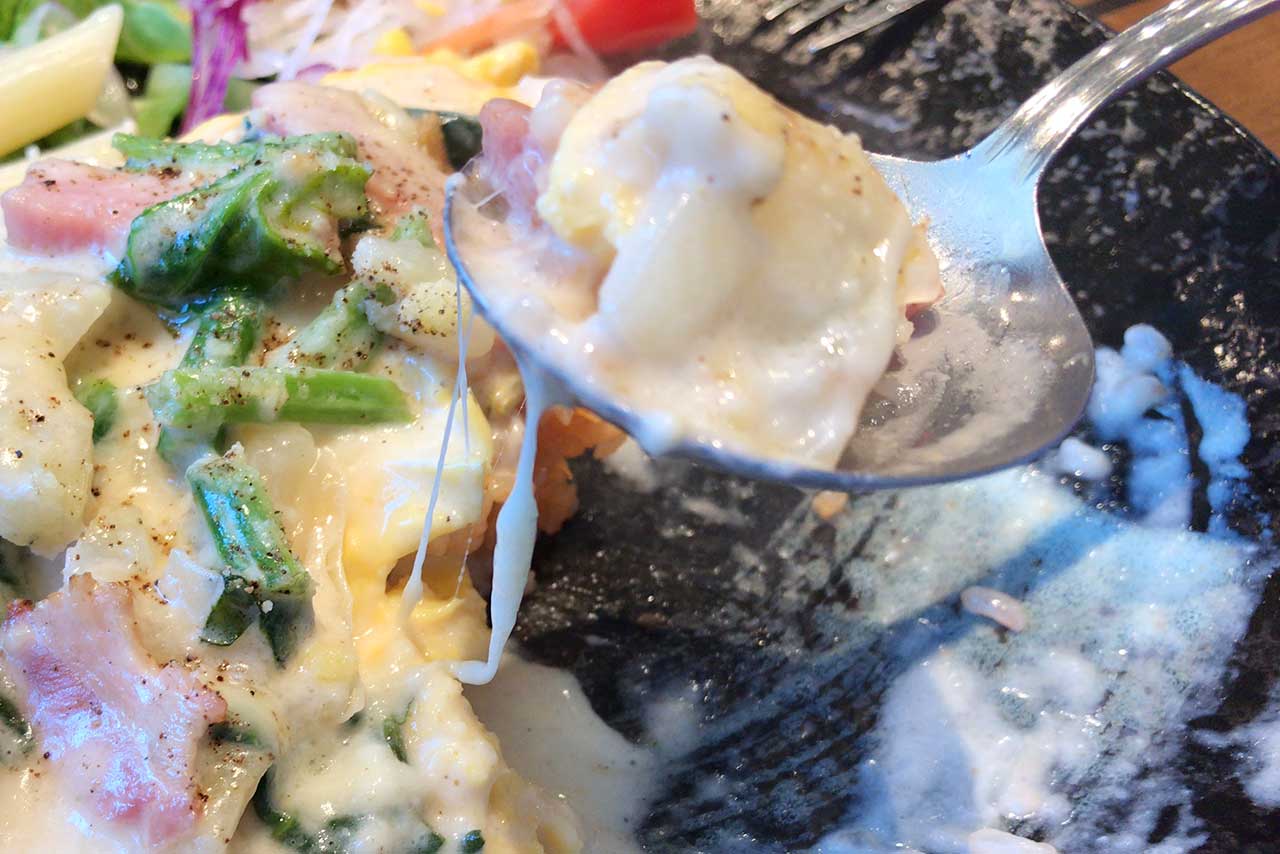 四街道駅近くの洋食Ken-taで初ランチ 思ってたんと違うオムライスは具材ごろごろホワイトソースが贅沢ボリューミー