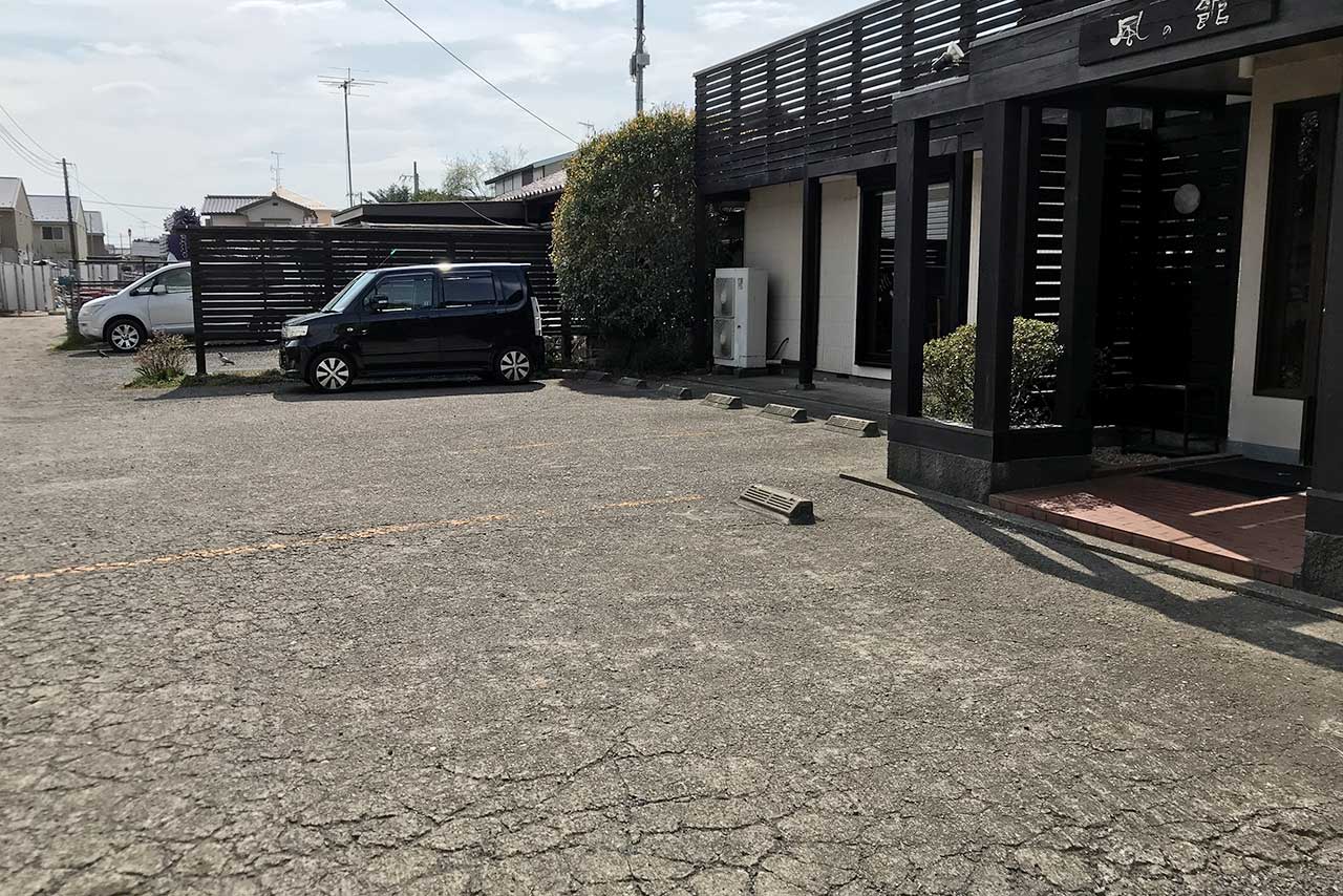 千城台北コーヒーラウンジ風の館 ランチのオムライスがふわふわ卵に甘めデミグラスソースでホッとする優しい味わい