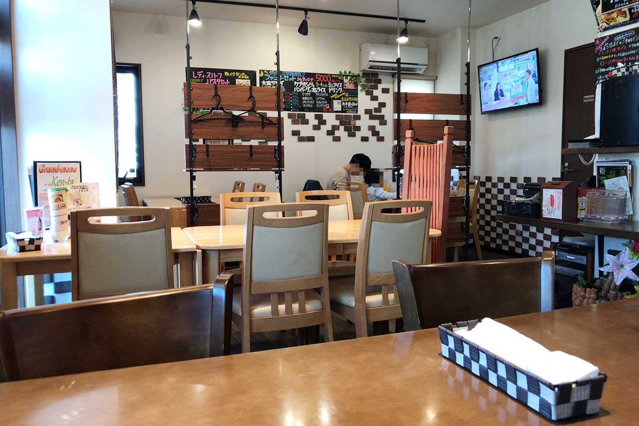 四街道駅近くの洋食Ken-taで初ランチ 思ってたんと違うオムライスは具材ごろごろホワイトソースが贅沢ボリューミー