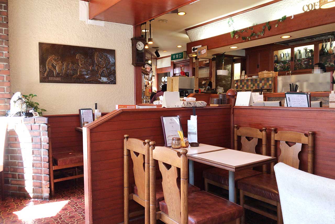 JR都賀駅近くの珈琲ニューペンギンは古き良き喫茶店 ハニーレモンベイクドチーズケーキとホットコーヒーで優雅に朝活