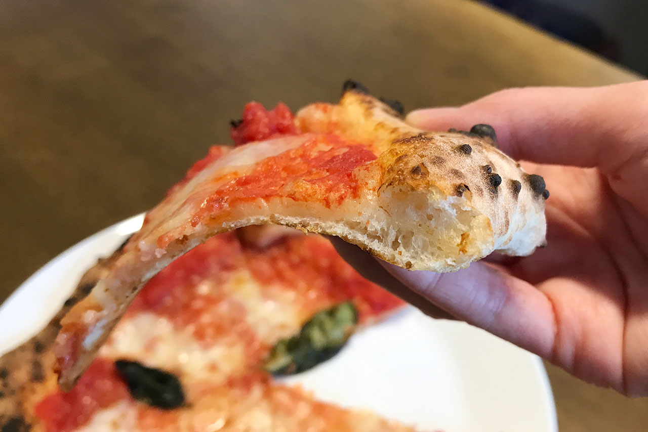 若松町ラ・クッチーナハナでピザテイクアウトが全品800円!イタリアンレストランらしい本格的な釜焼きピザがお家で食べられるぞっ