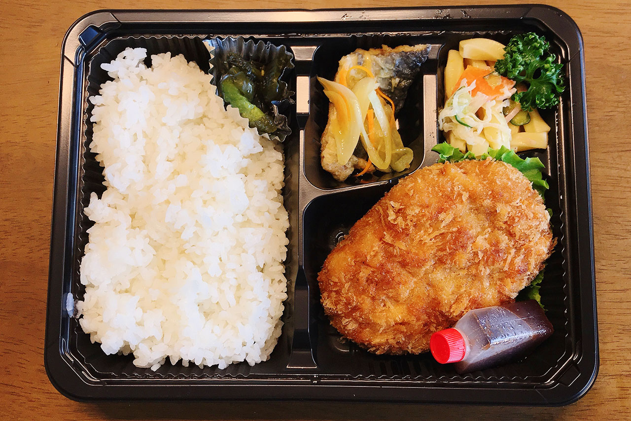 四街道鷹の台の洋食 古時古時(ことこと)でメンチカツ弁当をテイクアウト！ほっこり優しい美味しさで癒された〜