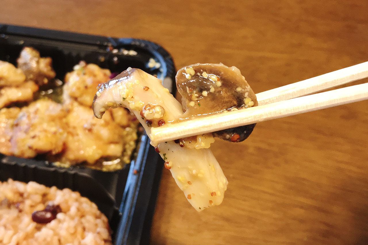 カフェ食堂hideaway(ハイダウェイ)のテイクアウトは再現度がハンパない!玄米酵素&モモ肉ハニーマスタードの超絶おしゃれ弁当に悶絶