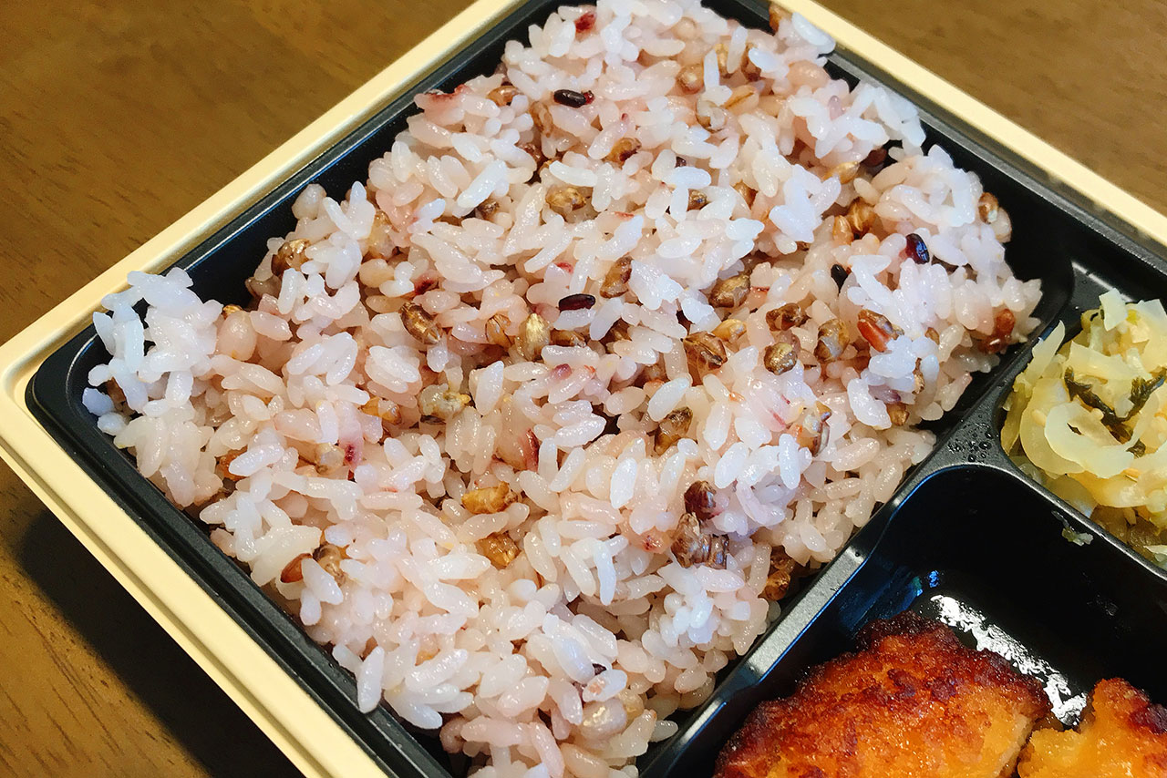 やよい軒が全国的にテイクアウト開始したから稲毛山王店行ってきた!食べ応え抜群なチキン南蛮弁当に大満足〜!