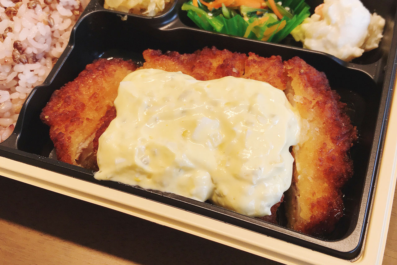 やよい軒が全国的にテイクアウト開始したから稲毛山王店行ってきた!食べ応え抜群なチキン南蛮弁当に大満足〜!