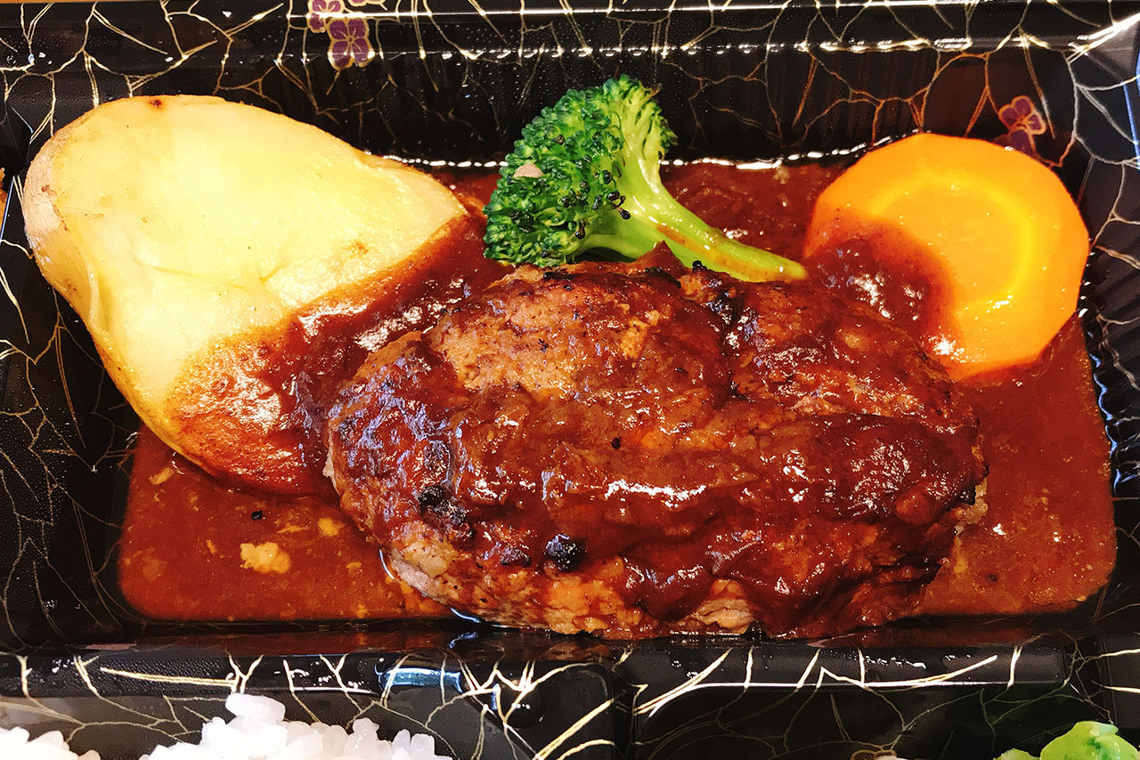 千城台のミスタームーンであの正統派ハンバーグをテイクアウト！洋食屋さんらしい多数のメニューはほぼ持ち帰り可能だよ！