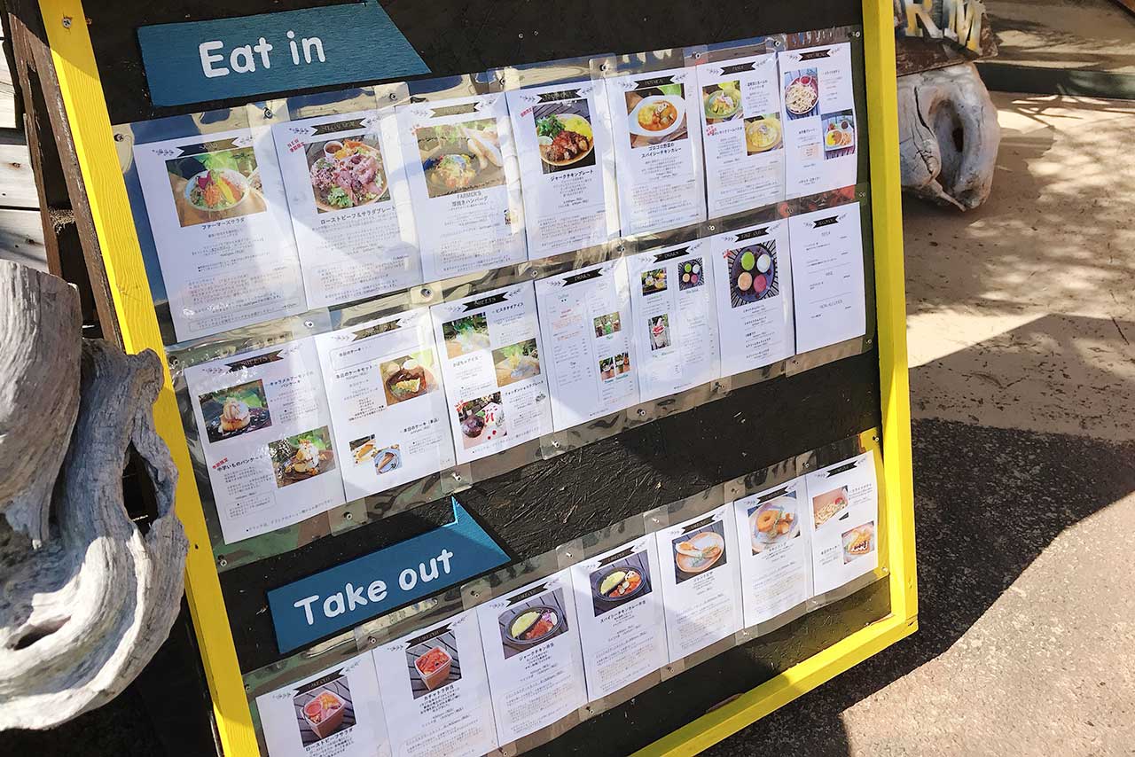 フレスポ稲毛のファーマーズキッチン まるで外みたいな緑溢れる癒しカフェで野菜たっぷりカレーを堪能