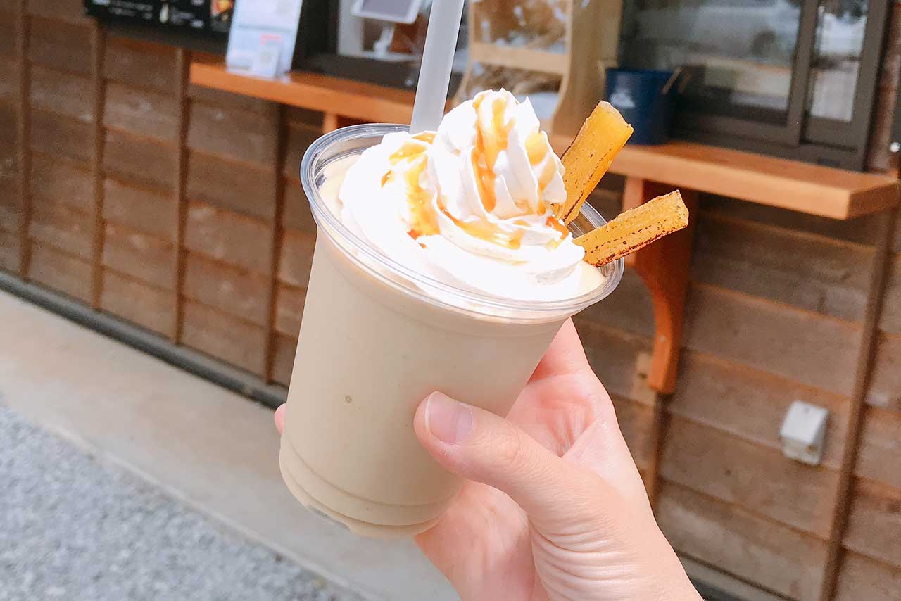 入母屋珈琲2号店となる成田さくら店で意識高めのクレープとスムージーを堪能してきた!テイクアウト専門で利用しやすいよ