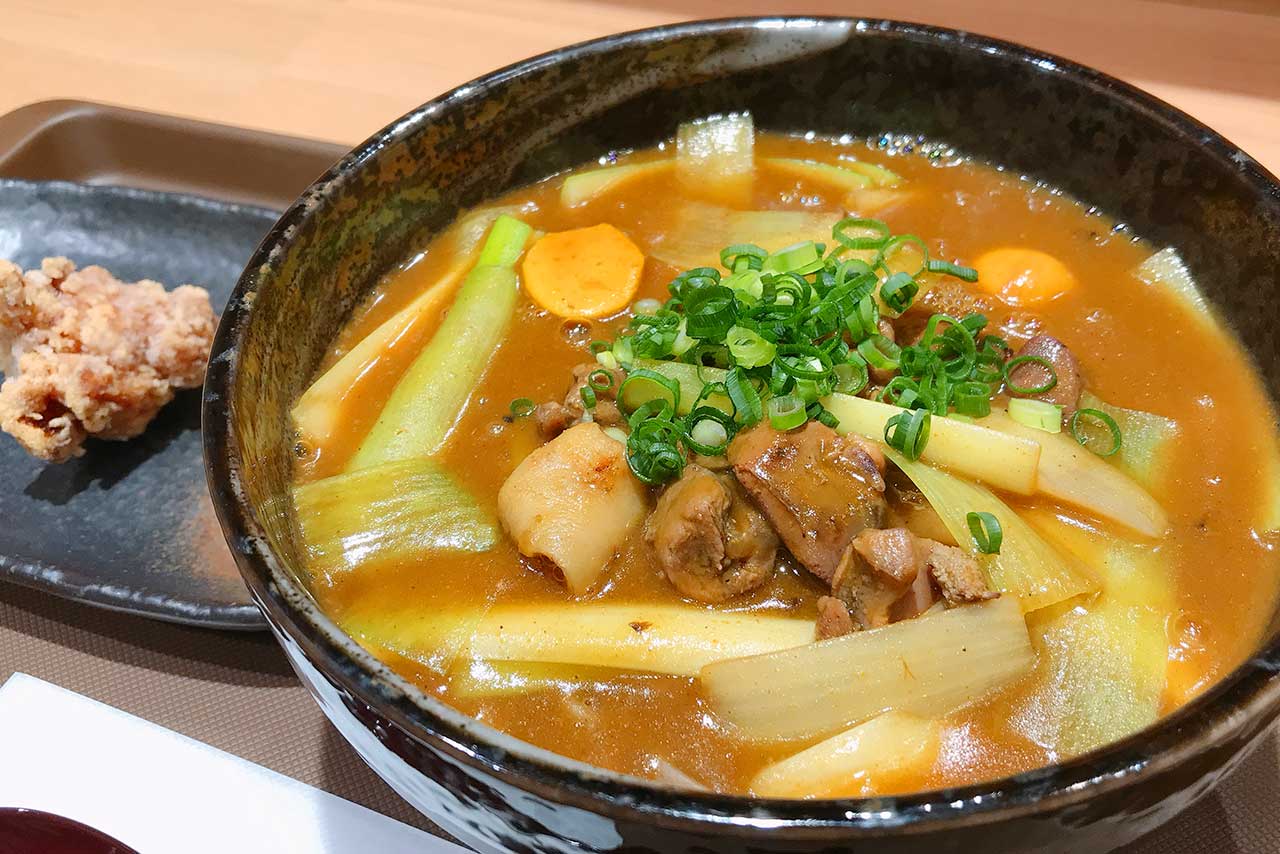 美唄そば大地の期間限定「カレーとりモツそば」が食欲そそる！舌に馴染むサラリとした和風の味わいが絶妙だった