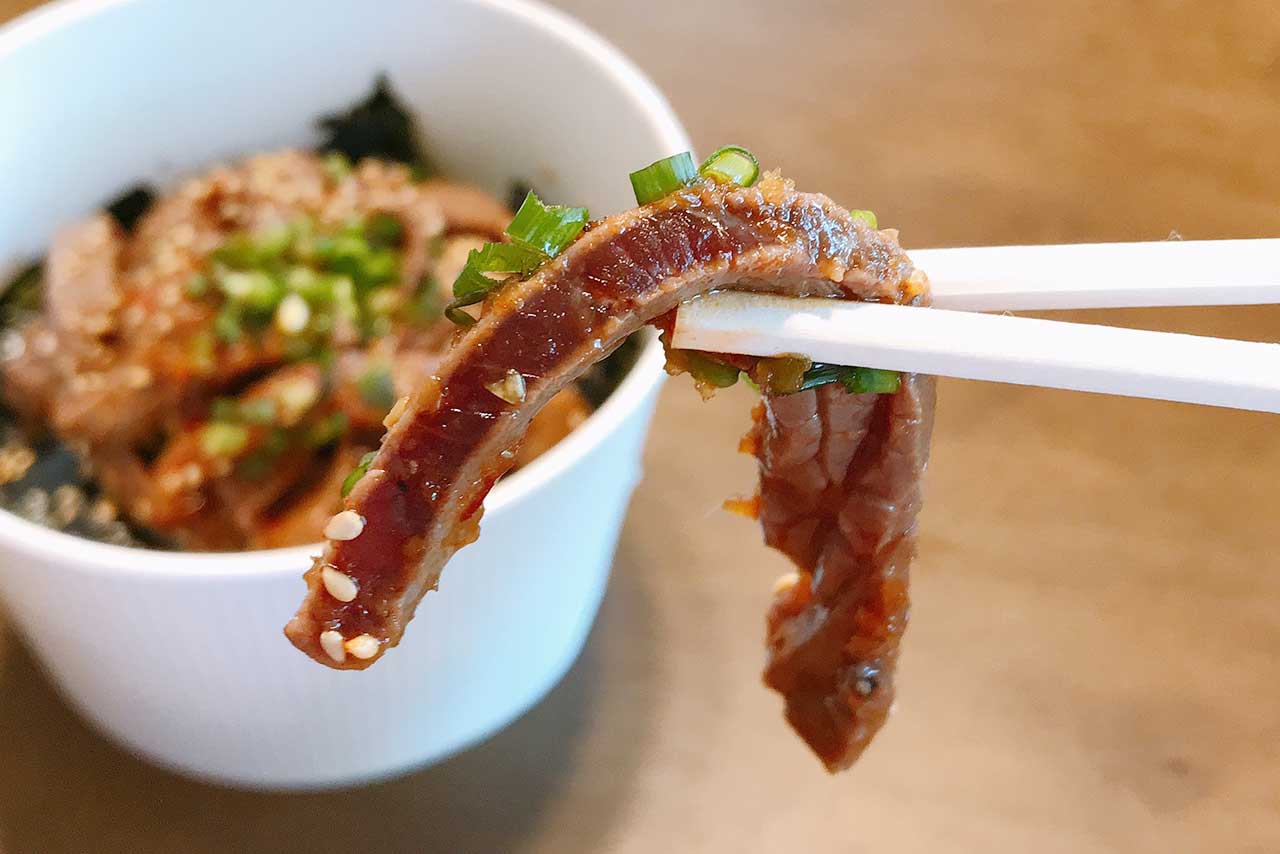 四街道駅前カフェデカルムの韓国風ローストビーフ丼が予想以上のクオリティ!ふわふわのオムライスにも大満足