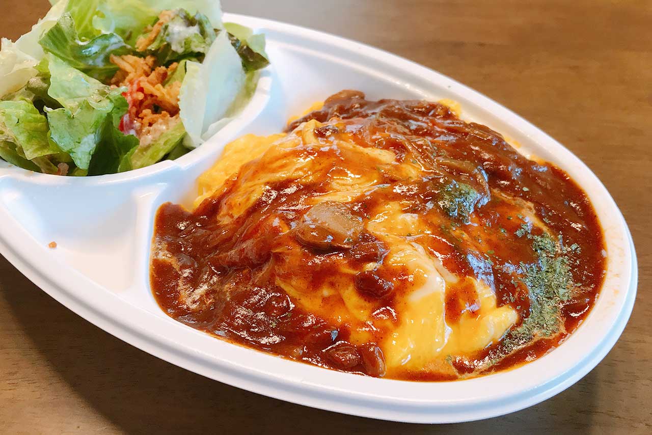 四街道駅前カフェデカルムの韓国風ローストビーフ丼が予想以上のクオリティ!ふわふわのオムライスにも大満足