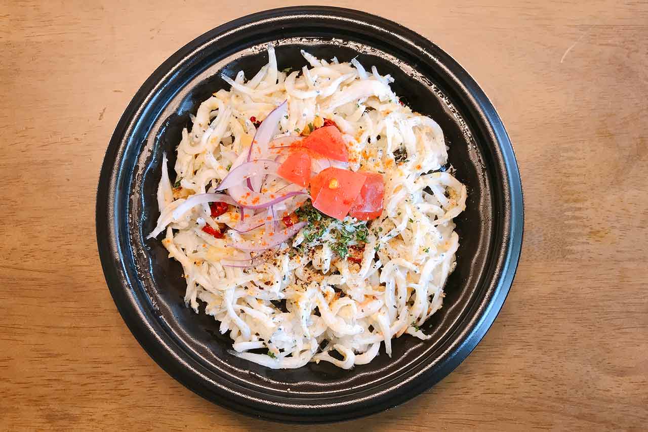 四街道カフェローマの新作しらすペペ丼が斬新!プリプリなしらすにニンニクが効いた絶妙な味わいが激ウマ!