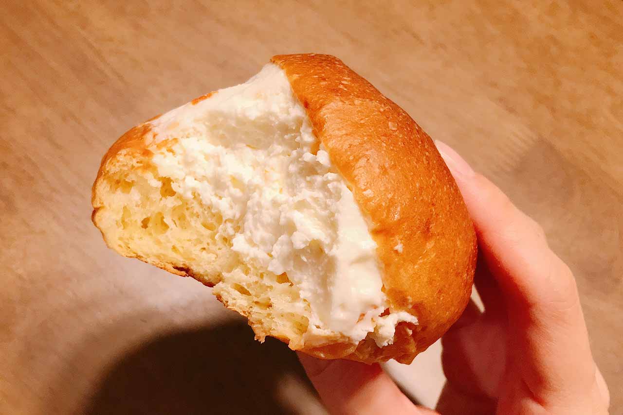 新千葉BAKE&C(ベイクエンシー)のマリトッツォがイコアスで買える！オレンジピールが爽やかな正統派マリトッツォ