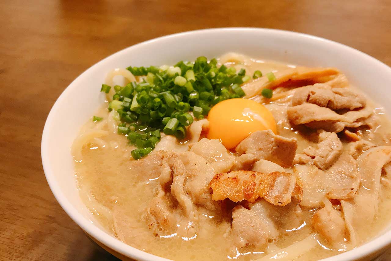 八街のラーメン自販機「元祖肉玉そば越智」買ってきた!あの「おとど」が家で食べられるってヤバくね!?