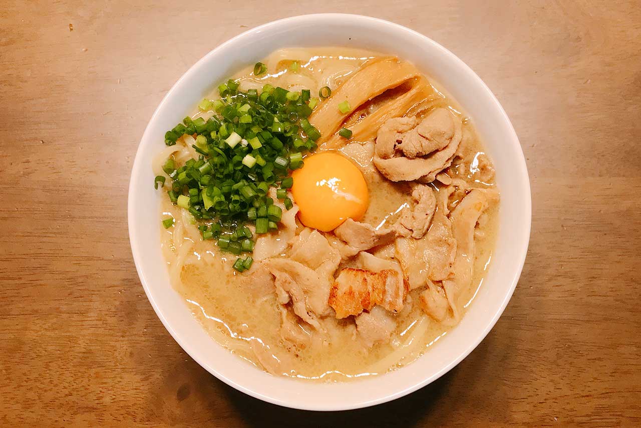 八街のラーメン自販機「元祖肉玉そば越智」買ってきた！あの「おとど」が家で食べられるってヤバくね！？