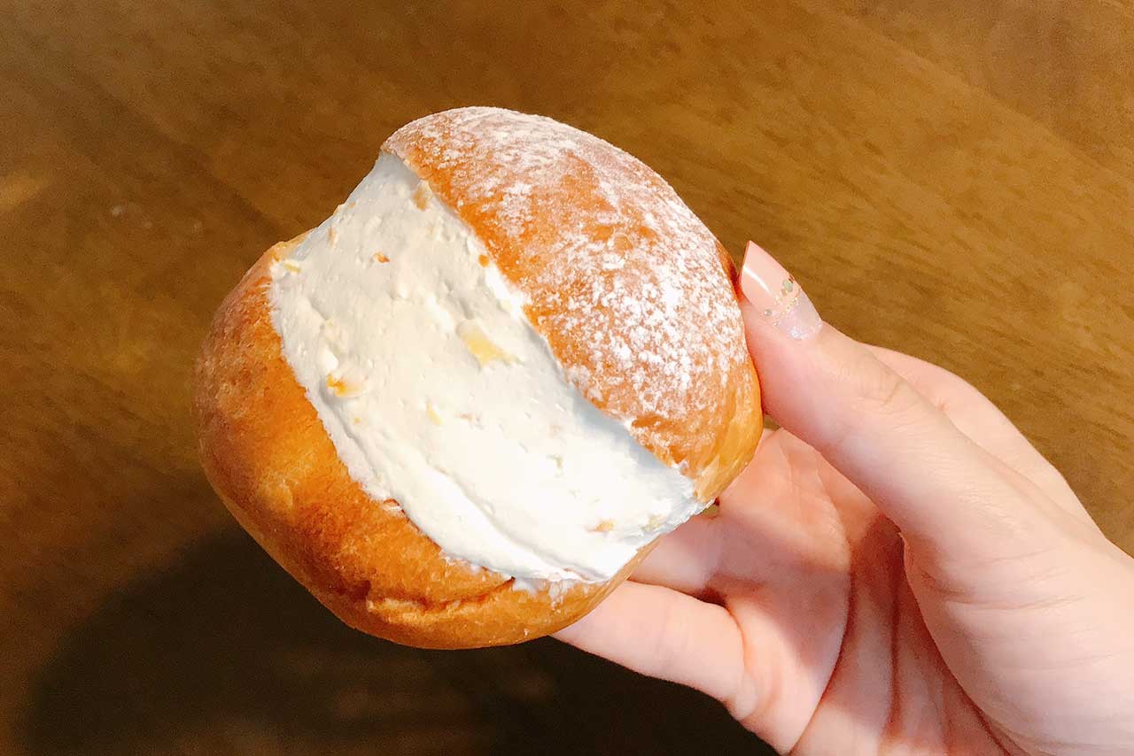 そごう千葉ポンパドウルでマリトッツォ発見!ヨーグルト×オレンジピールが爽やかな大人っぽい仕上がり