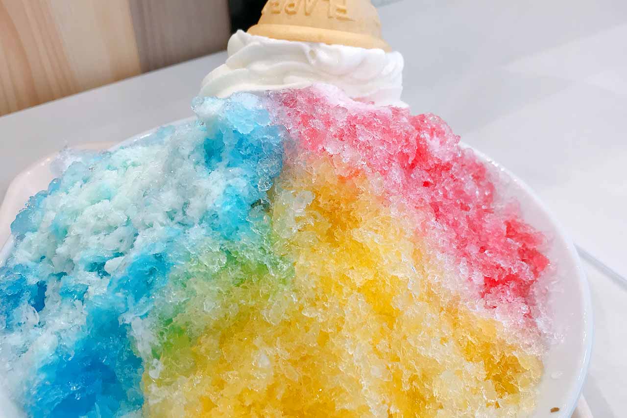 イトーヨーカドー「ポッポ」のかき氷丼が巨大すぎ!夏休みはこれで冷えて…いや、凍えてほしい!